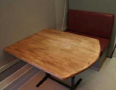 Pöytä 2.jpg