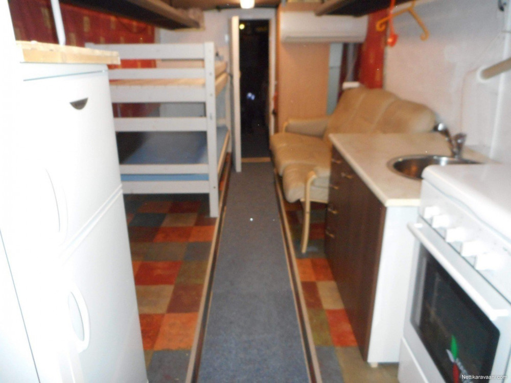 Omavalmiste-B12-Volvo-5f1f5796f58faa75-large (1).jpg
