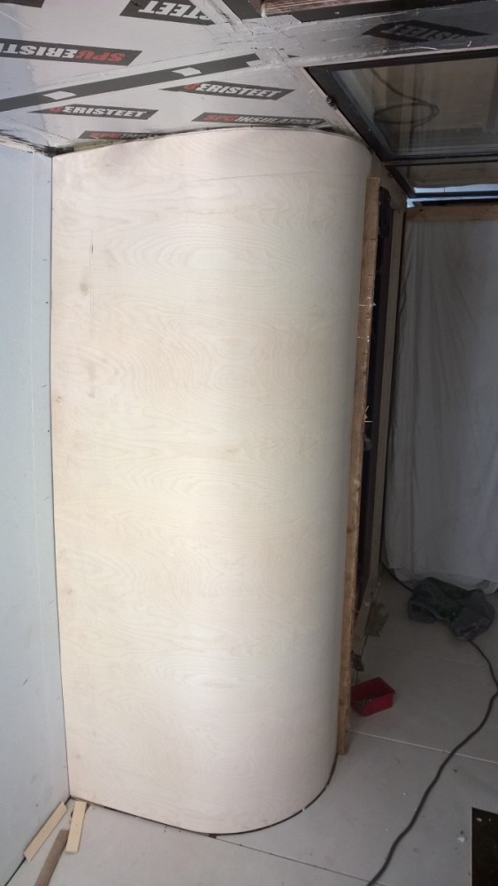 WP_20150824_13_56_57_Pro.jpg (254.31 KiB) Katsottu 26614 kertaa Liimaa väliin ja pläts... siinä on ku paska junttilan tuvan seinässä.